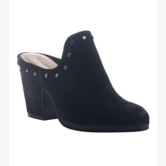 3 LEFT HURRY BEFORE THEY ARE SOLD OUT!!!! Black studded mules - Picture 1 of 6